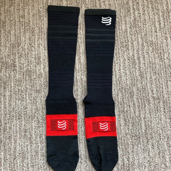 New Men's Small 6.5-8 T2 Compressport Oxygen Long compression socks Black Red - Picture 2 of 4